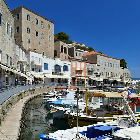 Hydra Hospitality Port * Hydra (Saronic Islands)